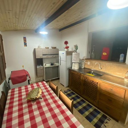 Hospedaria Da Lucia Apartment ทีราเดนเจส ภายนอก รูปภาพ